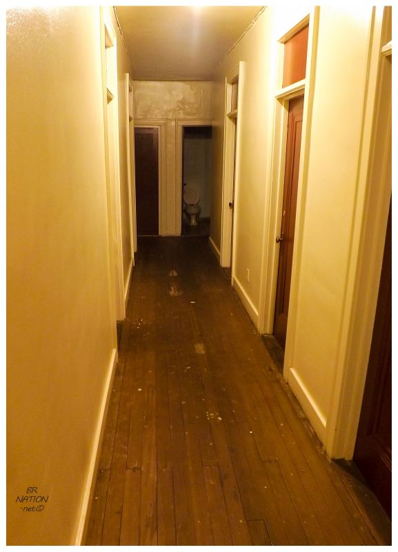 hallway showing toilet